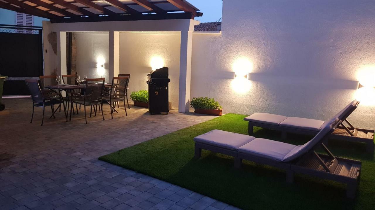 Casa Istriana Vrsar Exterior foto